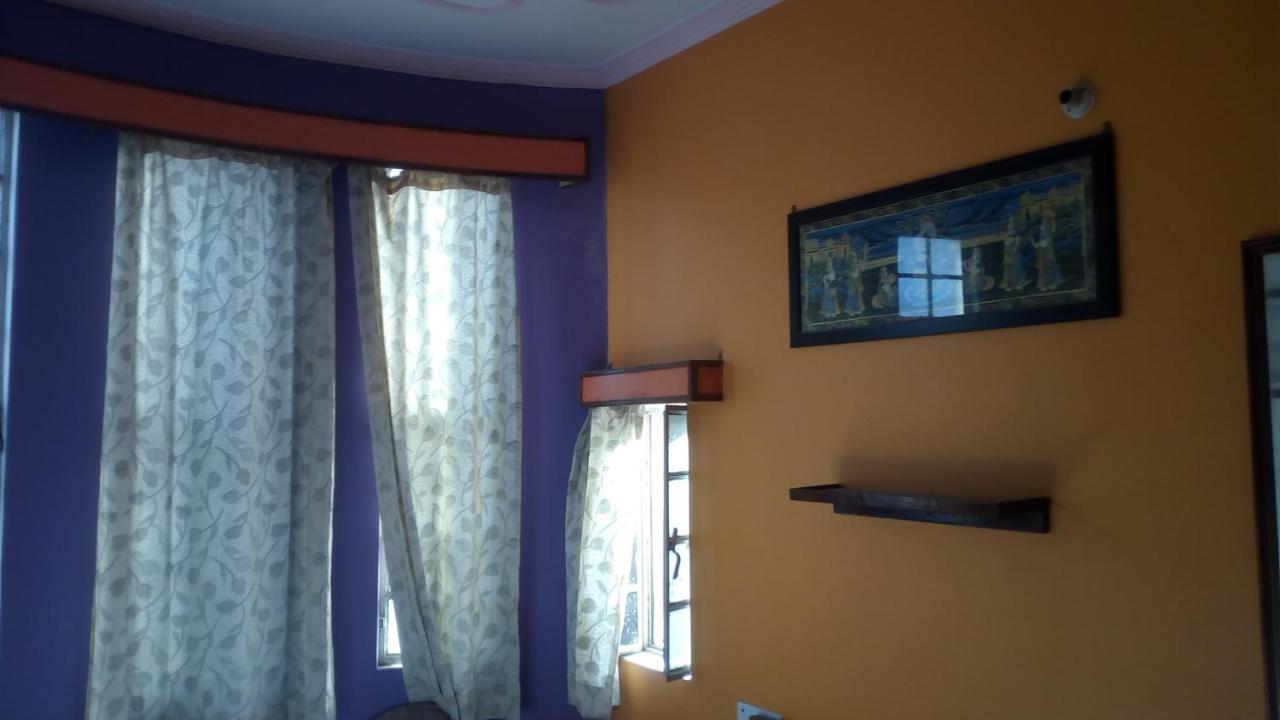 Ishan Paying Guest House Varanasi Exterior photo