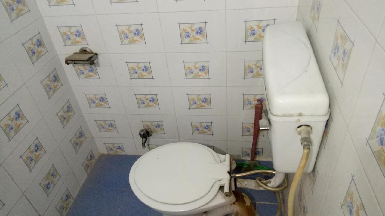 Ishan Paying Guest House Varanasi Exterior photo